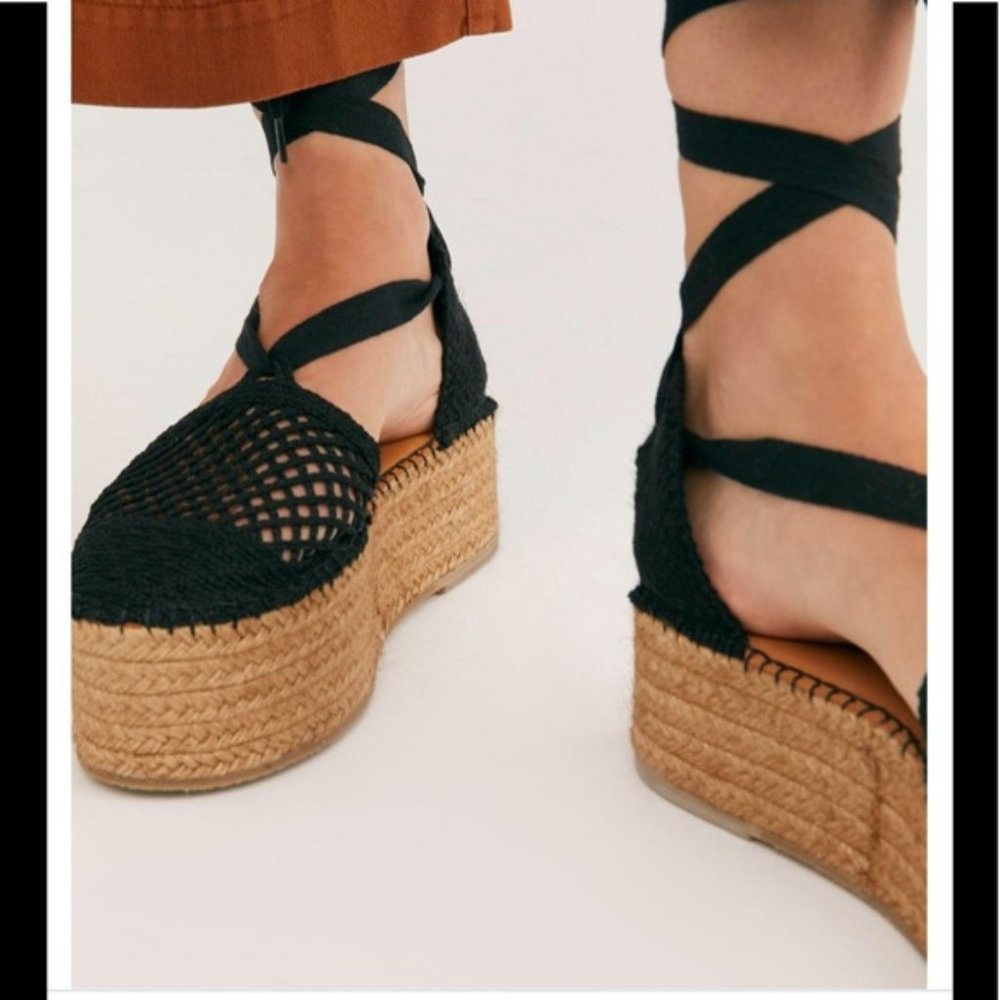 Free People Frida wrap black crochet platform